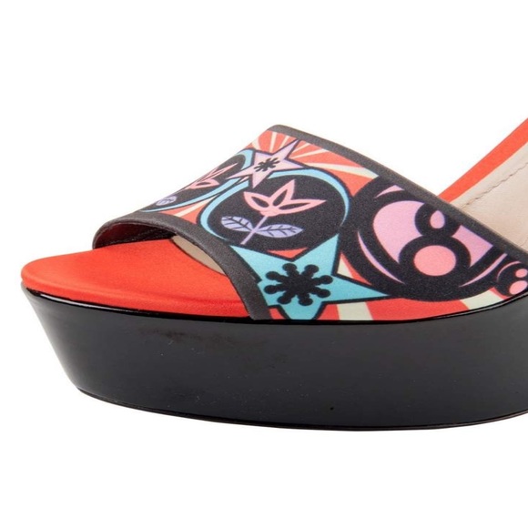 Nicholas Kirkwood Multicolor Printed Satin Platform Sandals - Picture 7 of 7